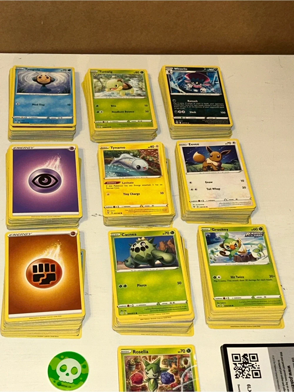 Lot Of 500+ Total Pokémon Cards Including Sleeves And Accessories / 514+ Cards